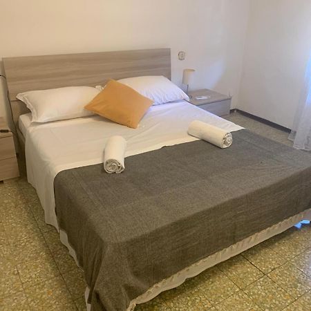 Skyy Guest House Pisa Bagian luar foto